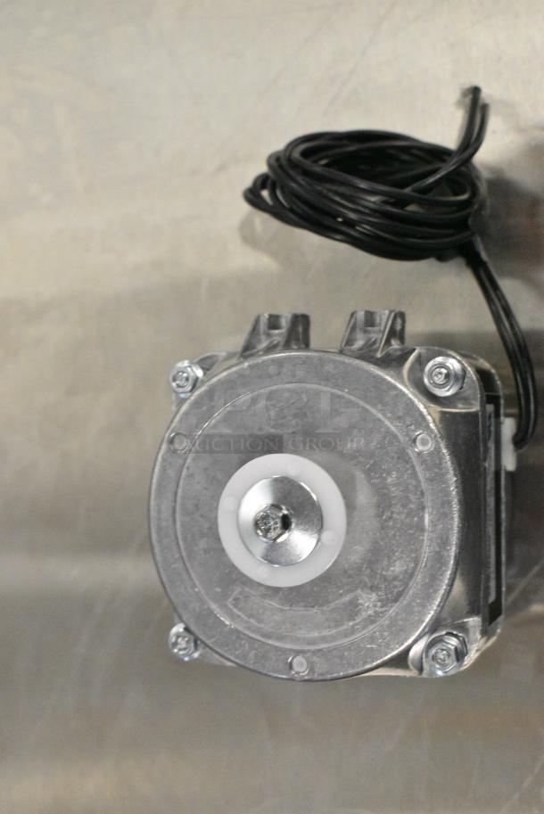 2 BRAND NEW SCRATCH AND DENT! Items Including 19386207 Avantco 19386207 Condenser Fan Motor for BCF Series and 750PRSVU Waterloo Pet Grooming 2.6 GPM Angled Spray Valve with 1/4" NPT Male Connection. 2 Times Your Bid ! - Image 2 of 8