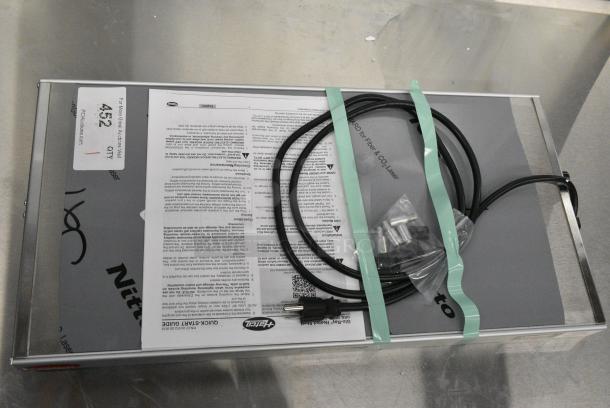 BRAND NEW SCRATCH AND DENT! Hatco GRS-24-D 24" x 12" Glo-Ray Stainless Steel Portable Heated Shelf Warmer. 120 Volts, 1 Phase. - Image 5 of 6