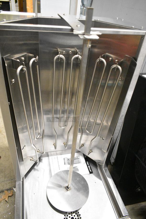 BRAND NEW SCRATCH AND DENT! 2023 Avantco 177VBE102M Stainless Steel Commercial Countertop Vertical Broiler. 208/240 Volts, 1 Phase. - Image 5 of 6