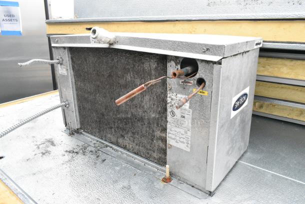 6'x10' Norlake SELF CONTAINED Walk In Box w/ Floor, Heatcraft PTN104H6BE 208-530 Volts, 1 Phase Compressor and SA18-53B-AE 115 Volt, 1 Phase Evaporator Fan. Information Provided By The Consignor But Not Verified By PCI Auctions. Picture of the Unit Before Removal Is Included In the Listing. - Image 7 of 16