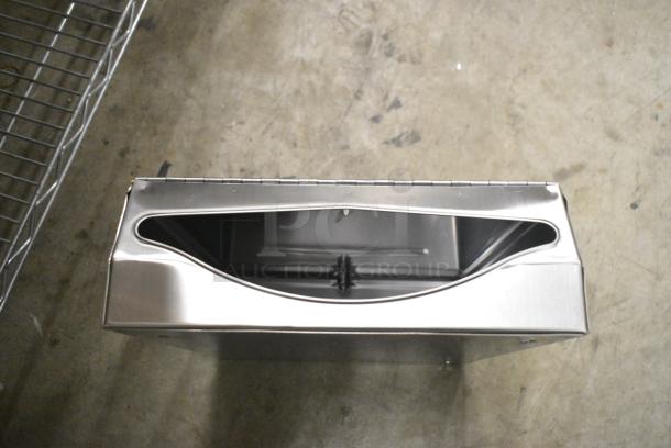 2 BRAND NEW! Lavex 712PTD400 Stainless Steel 400 C-Fold or 525 Multifold Surface-Mounted Paper Towel Dispenser. 2 Times Your Bid! - Image 4 of 5