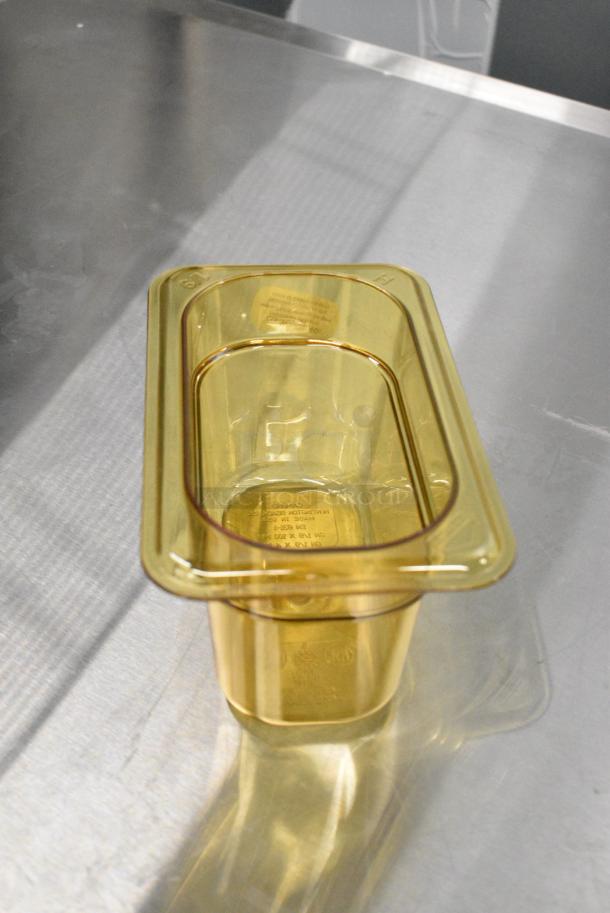 BRAND NEW! Lot of 26 Items Including 2 Metal Baking Roasting Pans, 12 Red Poly Tumblers and 12 Amber Colored 1/9 Size Drop In Bins. - Image 5 of 9