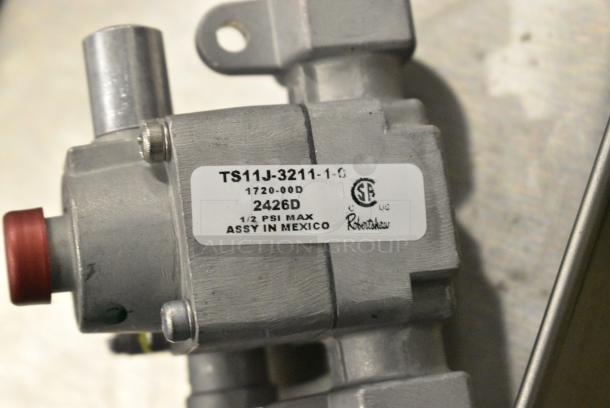 BRAND NEW! TS11J-3211-1-0 2426D Metal Unit - Image 3 of 3