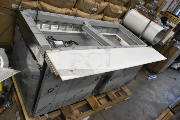 BRAND NEW SCRATCH AND DENT! Beverage Air SPE60HC-24M 60" 2 Door Mega Top Refrigerated Sandwich Prep Table. 115 Volts, 1 Phase. Tested and Working! - Image 10 of 13