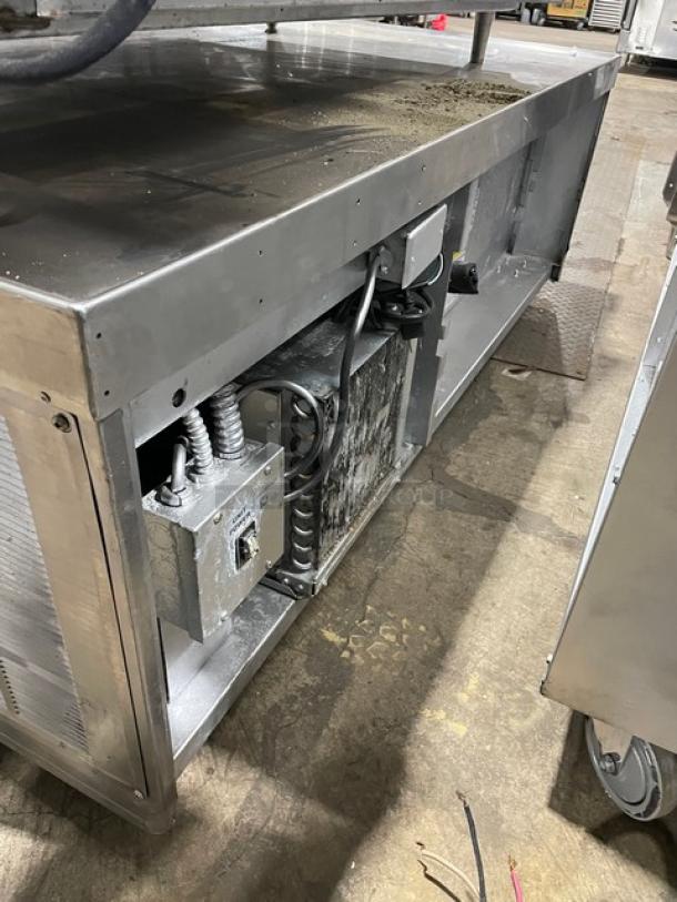Delfield Commercial Stainless Steel 2 Drawer Refrigerated Chef Base! With Enclosed Storage Space Underneath! Model: 17C52P SN: 1703150002864! 115V 1 Phase! On Casters! - Image 4 of 8