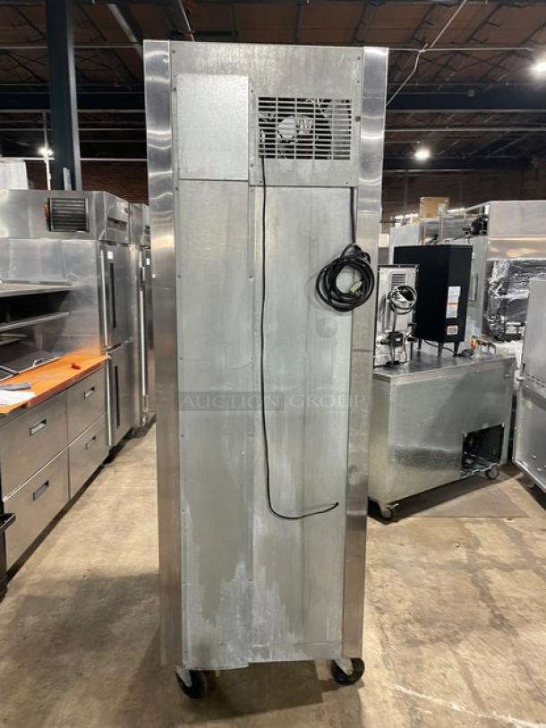True Commercial Stainless Steel Dual Temp Half Door Refrigerator/Freezer Combo! With Wire Racks! Model: STA1DT-2HS SN: 8399619! 115V 1 Phase! On Casters! - Image 4 of 10