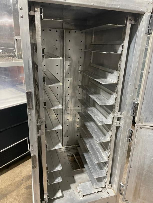 Metro Flavor Hold C199 Series Commercial Single Section Half Door Insulated Heated Holding/Proofing Cabinet! With Built In Pan Holding Racks! Model: HM15LW SN: 20378! 120V! On Casters! - Image 6 of 9