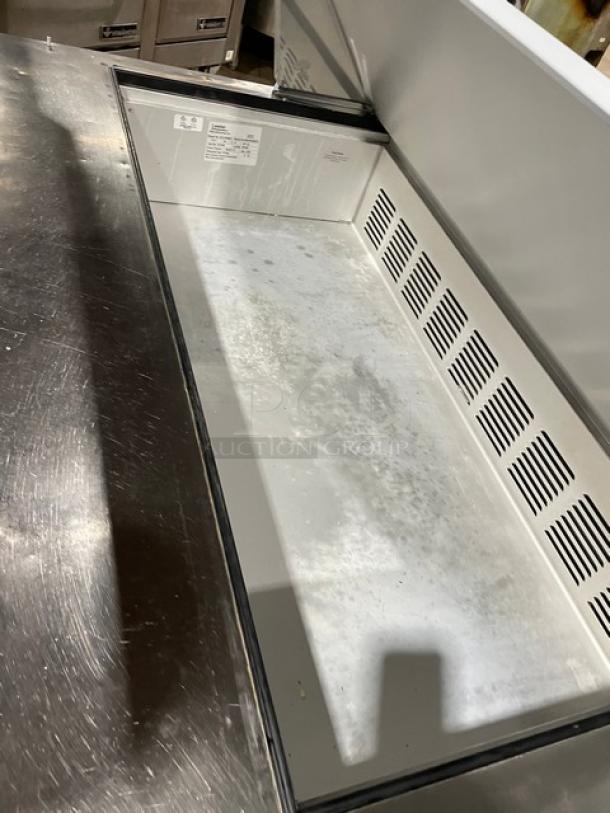 Leader Commercial Stainless Steel 2 Door Refrigerated Bain Marie Style Mega Top Salad/Sandwich Prep Table! Model: ESLM48S/C SN: NQ01M2807A! 115V 1 Phase! On Casters! - Image 7 of 9