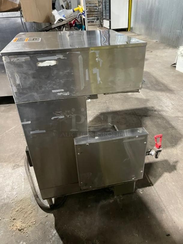 Bunn Starbucks Style Commercial Stainless Steel Countertop Soft Heat Dual Coffee Brewer! With Hot Water Dispenser! Model: DUAL SH DBC! 120/208V 1 Phase! On Legs! - Image 2 of 8