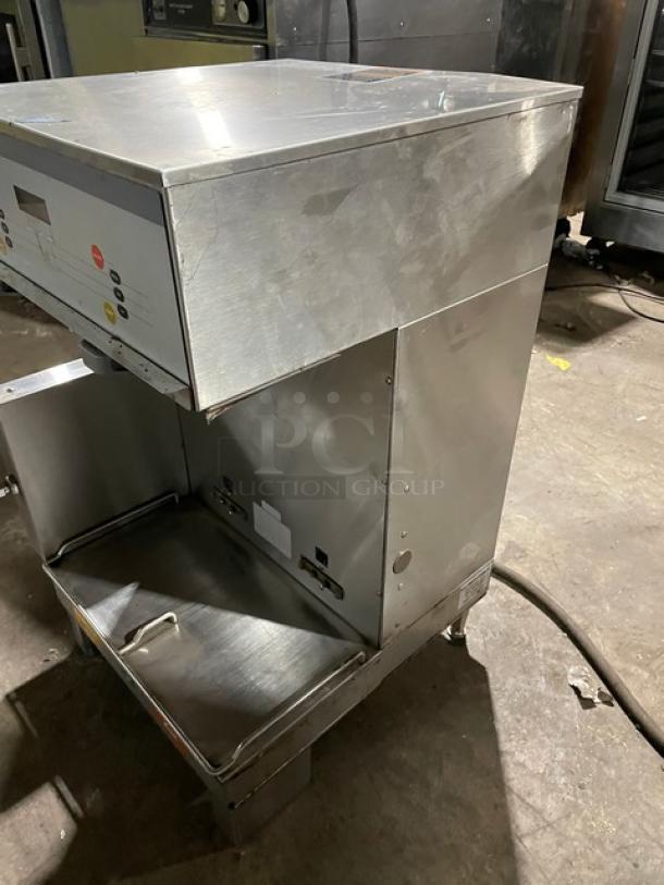 Bunn Starbucks Style Commercial Stainless Steel Countertop Soft Heat Dual Coffee Brewer! With Hot Water Dispenser! Model: DUAL SH DBC! 120/208V 1 Phase! On Legs! - Image 4 of 8