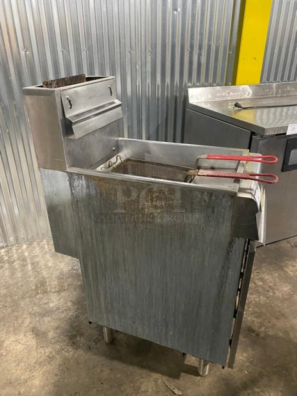 Qualite Commercial Stainless Steel Natural Gas Powered Deep Fat Fryer! With Back Splash & Basket Hanger! With Frying Baskets! Model: QL-9/NG SN: A1201380691! On Legs! - Image 2 of 9