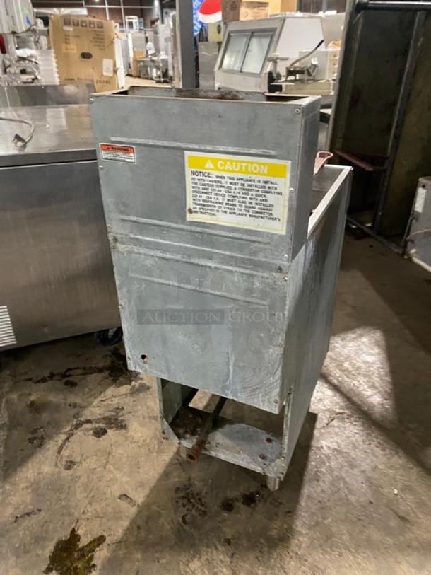 Qualite Commercial Stainless Steel Natural Gas Powered Deep Fat Fryer! With Back Splash & Basket Hanger! With Frying Baskets! Model: QL-9/NG SN: A1201380691! On Legs! - Image 3 of 9