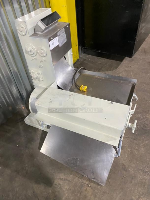 Acme 7 Series Commercial Stainless Steel Countertop Pizza Dough Roller/Sheeter Machine! Model: 7 SN: 7-2375! 115V 1 Phase! - Image 3 of 9