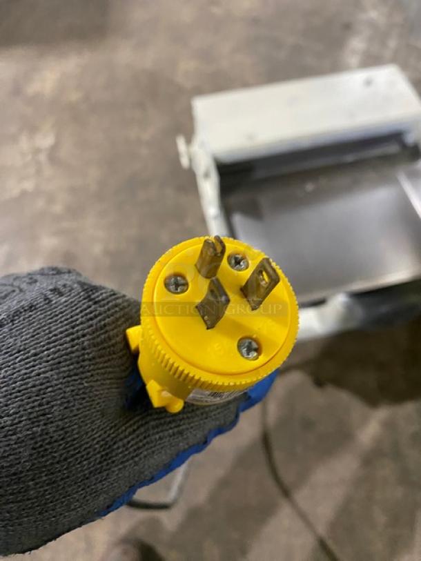 Acme 7 Series Commercial Stainless Steel Countertop Pizza Dough Roller/Sheeter Machine! Model: 7 SN: 7-2375! 115V 1 Phase! - Image 9 of 9
