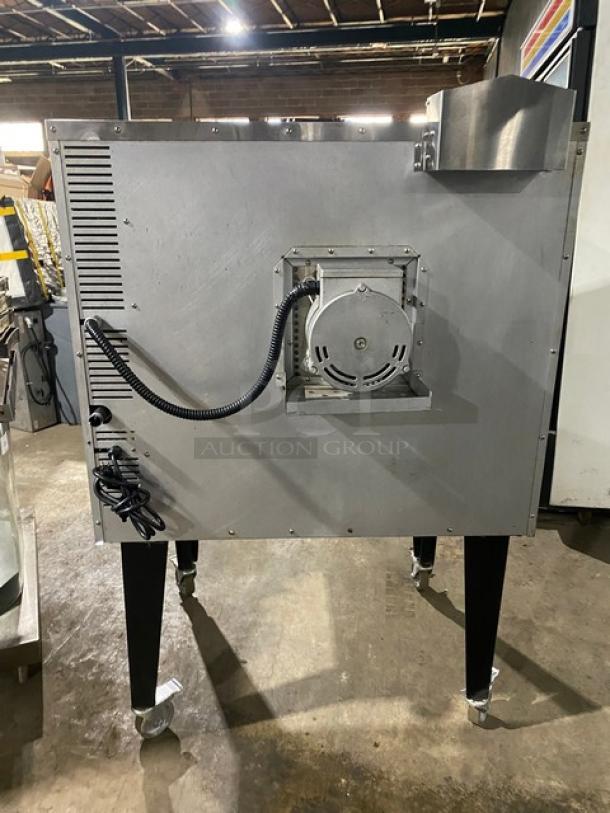 Copper Beech Range Commercial Stainless Steel Natural Gas Powered Single Stack Convection Oven! With Wire Oven Rack! On Legs With Casters! - Image 4 of 8