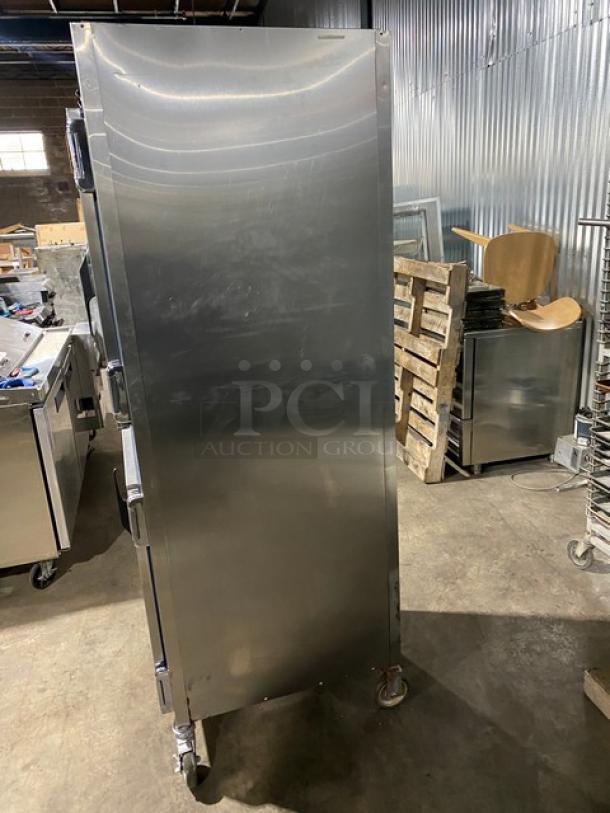 Alto-Shaam Halo Heat Series Commercial Stainless Steel Dutch Door Dual Compartment Mobile Heated Holding/Proofing Cabinet! With Wire Racks! Model: 1000-UP SN: 1057014-000! 120V 1 Phase! On Casters! - Image 3 of 9