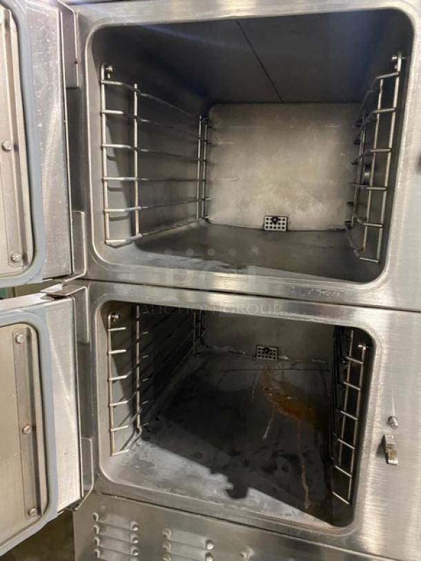 Vulcan VSX Boiler Base Series Commercial Stainless Steel Natural Gas Powered Dual Compartment Convection Steamer! With Built In Pan Holding Rack! Model: VSX24G SN: 27-1143126! 120V 1 Phase! On Legs! - Image 5 of 10
