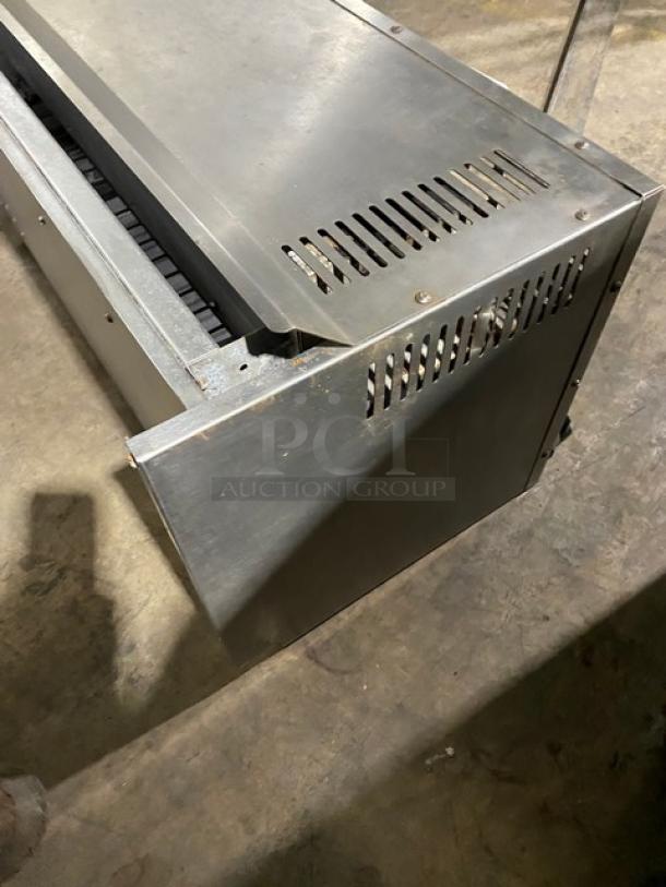 Imperial Commercial Stainless Steel Natural Gas Powered Overhead Salamander Broiler/Cheese Melter! - Image 4 of 7