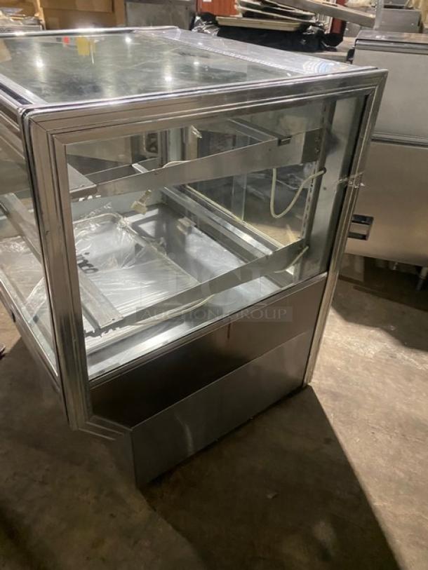Leader Commercial Stainless Steel Straight Glass Refrigerated Bakery/Meat Deli Display Case! With Rear Sliding Glass Doors! Model: CBK36 D SN: PX08C0926! 115V 1 Phase! - Image 2 of 7