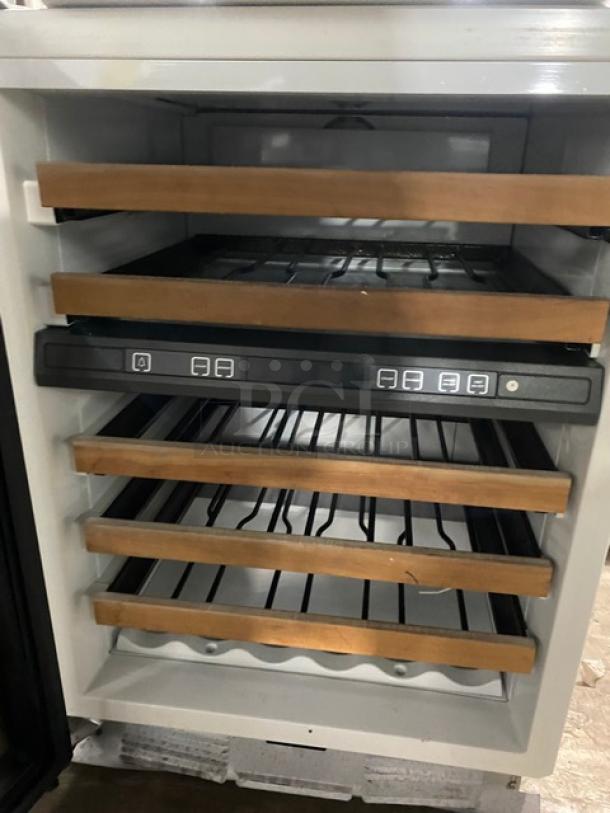 Sub-Zero Commercial Stainless Steel Refrigerated Single Section, Dual Zone Wine Cooler! Model: 424! 115V 1 Phase! - Image 5 of 7