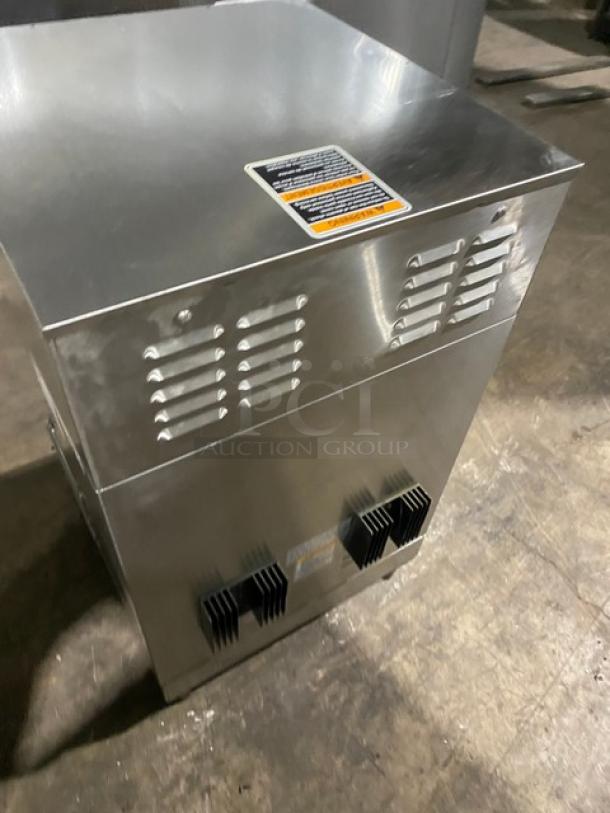 Bunn Starbucks Style Commercial Stainless Steel Countertop Dual Soft Heat Coffee Brewer! With Hot Water Dispenser! With Stainless Steel Brew Baskets! Model: DUAL SH DBC SN: DUAL128596! 120/208V 1 Phase! On Legs! - Image 3 of 7
