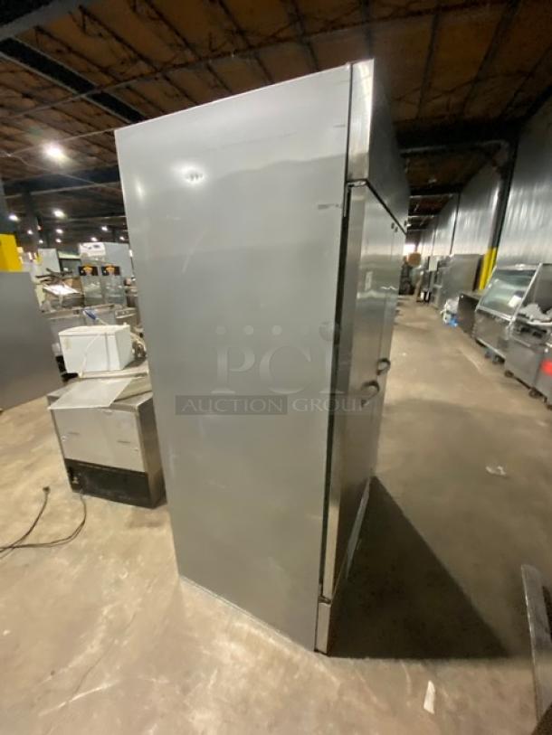 Bevrage-Air Commercial Stainless Steel Solid 2 Door Reach In Refrigerator! - Image 4 of 7