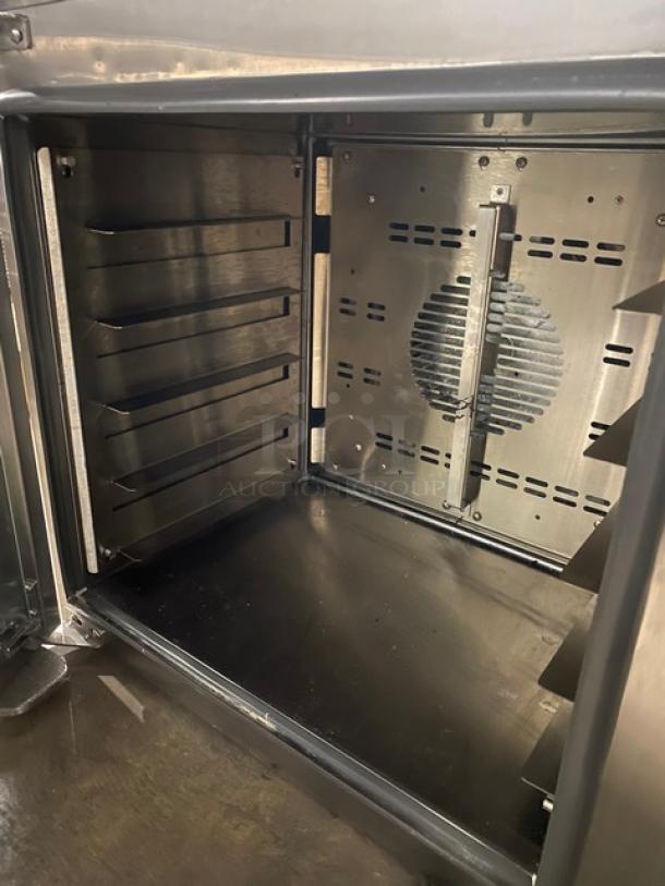 Doyon Commercial Stainless Steel Electric Powered Half Size Countertop Convection Oven! Model: DCOT5 SN: 244010090821! 208V 1 Phase! - Image 6 of 8