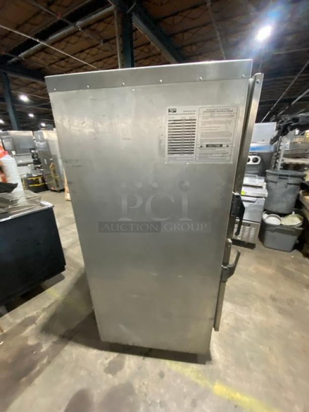 Metro Flavor Hold Series Commercial Single Section Half Door Insulated Food Warmer/Proofing Cabinet! With Built In Pan Racks! Model: HM2000 SN: H20W-29180! 120V! On Casters! - Image 4 of 10