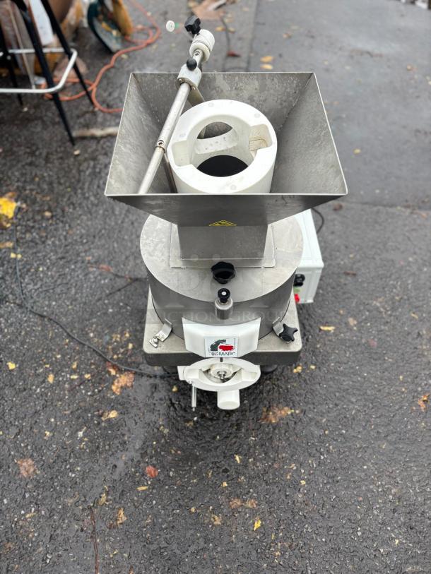 Deighton Manufacturing R Series 180 Formatic M/C Depositor PATTY FORMATION - Image 2 of 6