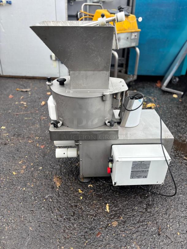 Deighton Manufacturing R Series 180 Formatic M/C Depositor PATTY FORMATION - Image 6 of 6