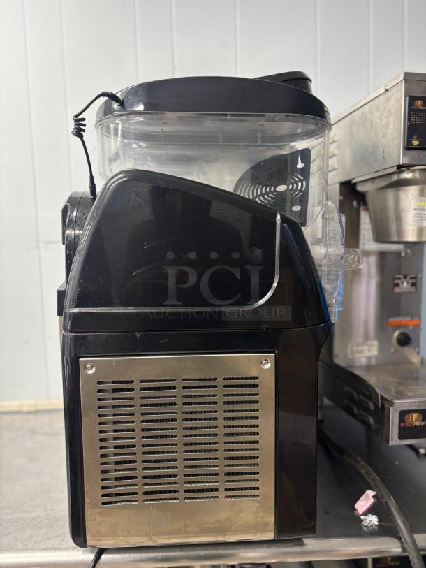 DIAMOND Triple Slushy / Frozen Beverage Dispenser Machine 110V - TESTED & WORKING - Image 5 of 5