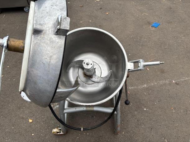 HOBART VCM Vertical Mixer Cutter WITH Steel Bowl - Image 4 of 4