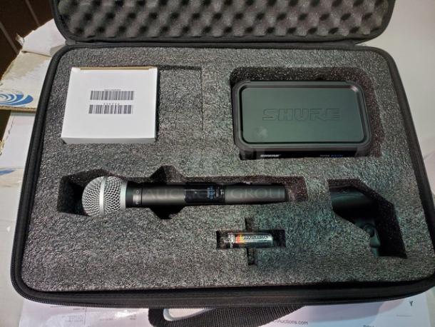 Shure PGXD4/ PG58 Wireless System. Excellent condition! - Image 1 of 5