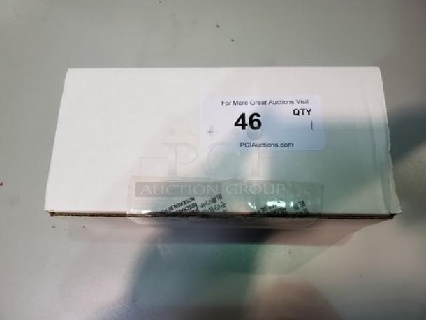 Shure UA221 Passive Antenna Splitter Combo. New! - Image 2 of 3