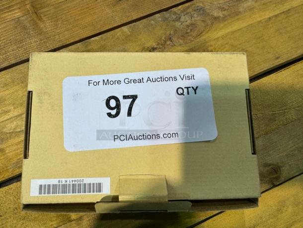 C2G VGA+3.5MM to HDMI Converter w/ Micro USB Power. New! - Image 2 of 4