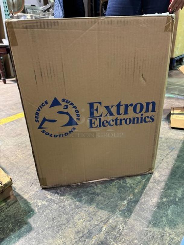 Extron Electronics SM28 Speed Mount Two-Way Surface Mount Speakers with 8" Woofer. New! - Image 5 of 5