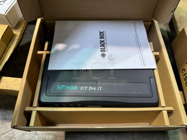 Black Box ServSwitch 4-Port DT Pro II KVM Switch with Audio Kit. New! - Image 4 of 5