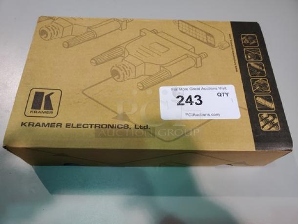Kramer VP-472 3G HD−SDI to HDMI ProScale™ Digital Scaler - Image 1 of 3