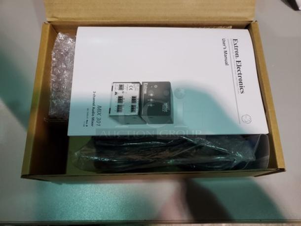 Extron MIX 301 Three Channel Line Level Mixer. New! - Image 2 of 4