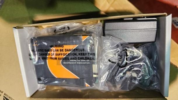 Altona AT-HD420 HDMI to VGA/Component and Stereo Audio Format Converter. New! - Image 3 of 4