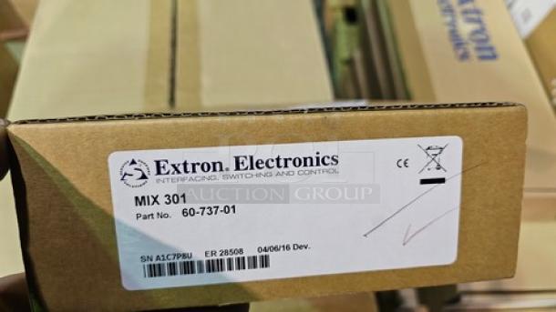 Extron MIX 301 Three Channel Line Level Mixer. New! - Image 3 of 3
