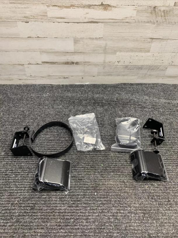 Extron SMB Clamp 110/210, Black 70-1160-12 - Image 1 of 3