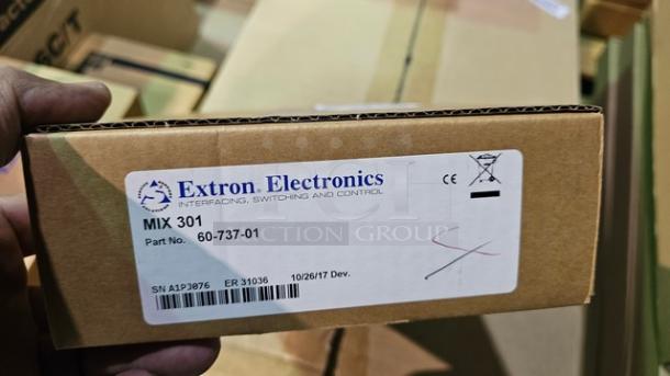 Extron MIX 301 Three Channel Line Level Mixer. New! - Image 3 of 3