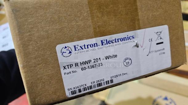 Extron XTP R HWP 201 XTP Receiver with 90° HDMI Connector for Wall-Mounted Displays. - Image 2 of 2