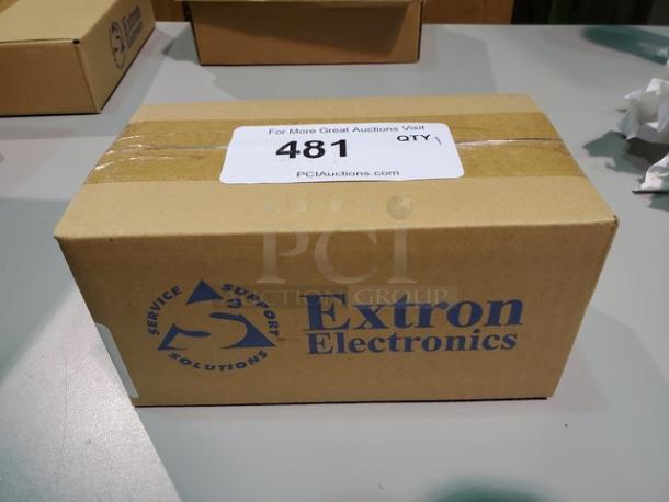 Extron SMB 101	One-gang, black	Part Number: 60-1292-02 - Image 2 of 3