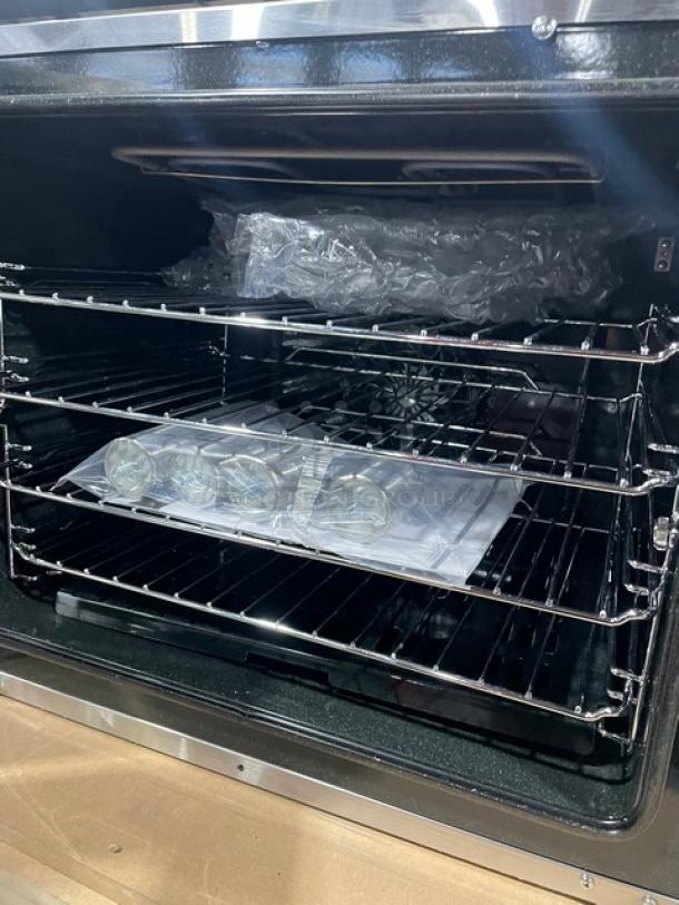 New In The Box! Scratch-N-Dent! Moffat Turbofan Series Commercial Stainless Steel Electric Powered Countertop Mini Convection Oven! Model: E31D4! 208V 1 Phase! With Legs! - Image 8 of 12