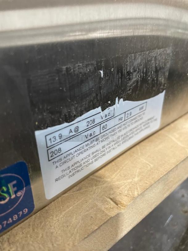 New In The Box! Scratch-N-Dent! Moffat Turbofan Series Commercial Stainless Steel Electric Powered Countertop Mini Convection Oven! Model: E31D4! 208V 1 Phase! With Legs! - Image 11 of 12