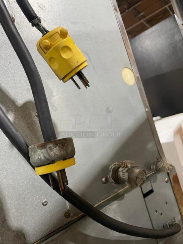 Hoshizaki Commercial Stainless Steel Modular Cresent Cuber Ice Machine Head! Model: KM-500MWH SN: Q03845E!  115-120V 1 Phase! With Hoshizaki Commercial Stainless Steel Ice Dispensing Bin Underneath! Model:  DB-130H SN: Q52291G! 115V 1 Phase! On Legs! - Image 7 of 8