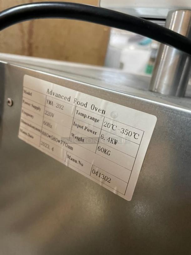 Late Model! 2023! Commercial Stainless Steel Electric Powered Countertop Double Deck Pizza/Bakery Oven! With Top & Bottom Thermostat Controls! Model: YMA-202! 220V! - Image 8 of 9