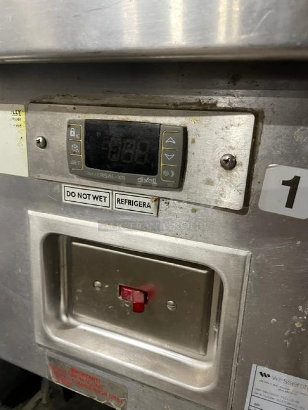 Wasserstrom Commercial Stainless Steel 4 Drawer/Single Door Refrigerated Mega Top Pizza Prep Table! With Wire Rack! With Butcher Block Style Cutting Board! Model: F211-02-43 SN: G197184-011-001! 115V 1 Phase! On Casters! - Image 9 of 11